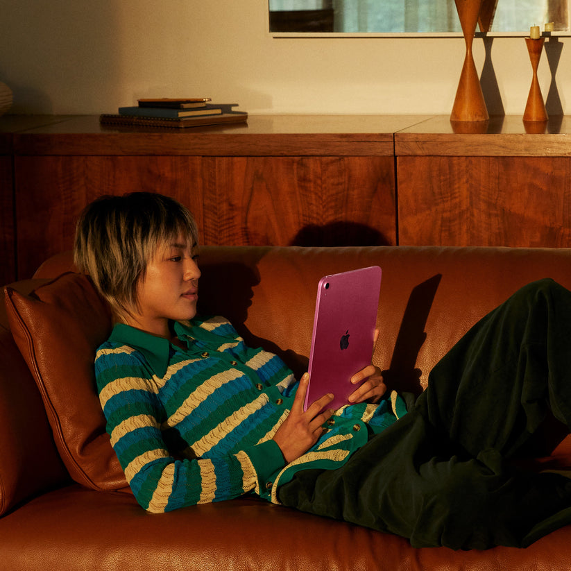 iPad_A16_WiFi_Blue_PDP_Image_Position_6__WWEN