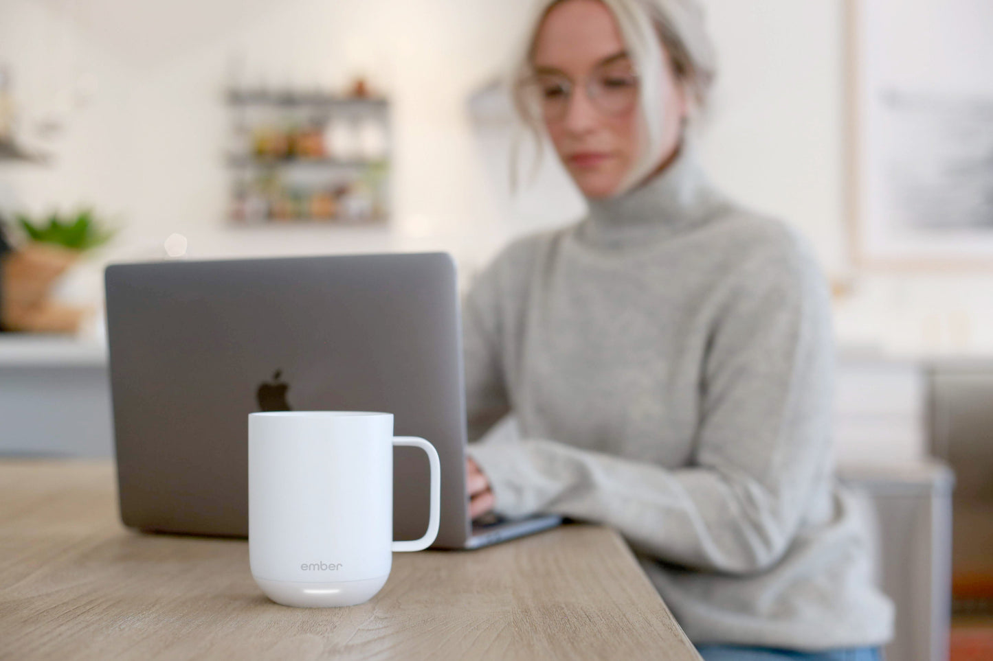 Ember Mug 2 termokrus 295 ml -  Hvit