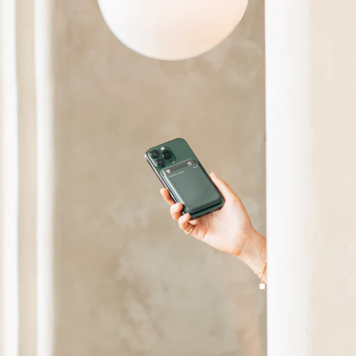 Native Union (RE)CLASSIC MagSafe Deksel til iPhone 15 - Slate Green