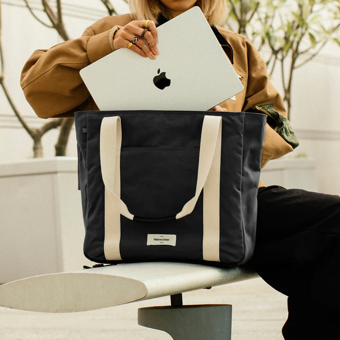 Native Union W.F.A Totebag Pro 16L - Svart
