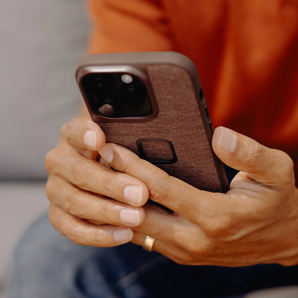 Peak Design Everyday Deksel til iPhone 15 Pro - Svart