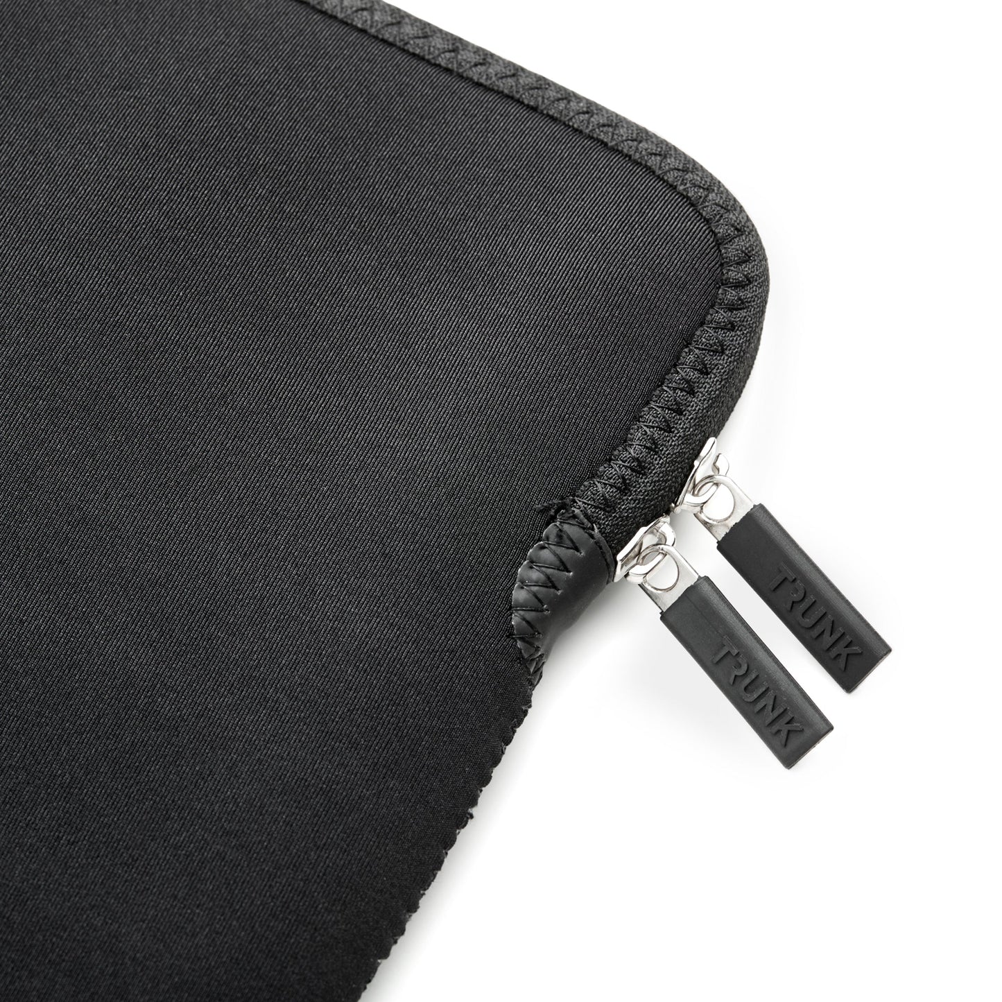 Trunk Neoprene Mappe til MacBook 13" - Svart